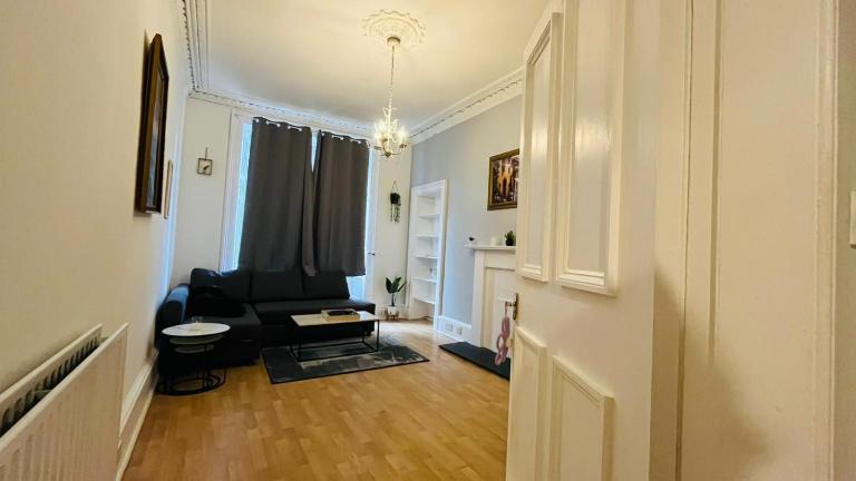 Stylish Easter Road Flat - B&B Edimburgo