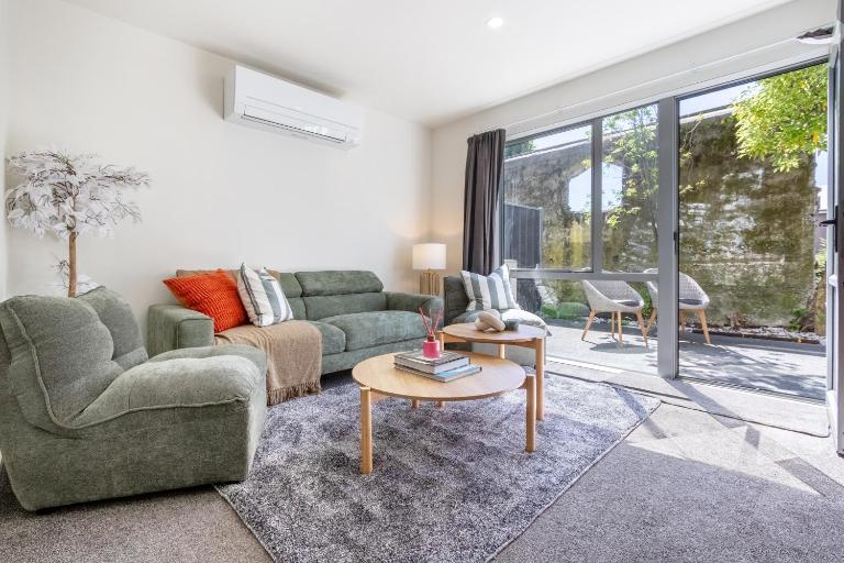 6BR Home Walk to Wolfbrook Arena and Hagley Park - Ferienwohnung Christchurch