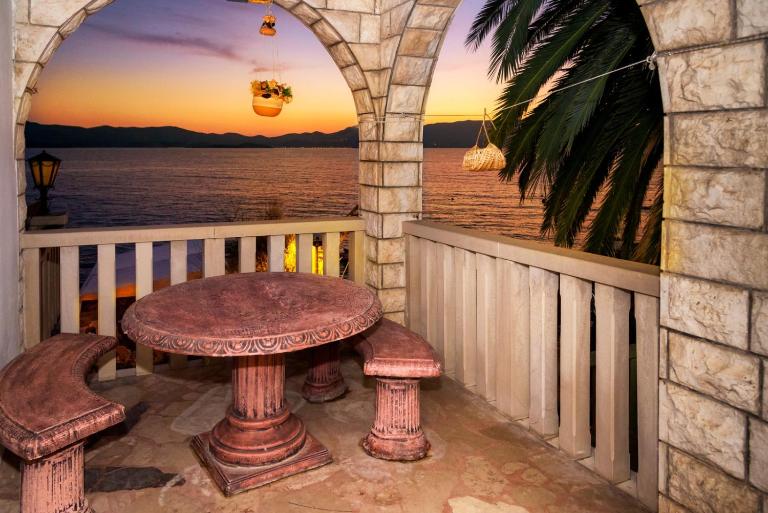 Grand Holiday Residence - B&B Komarna