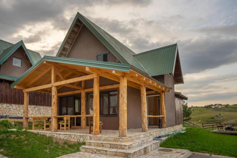 Sunny Village - Squirrel apartments - B&B Žabljak