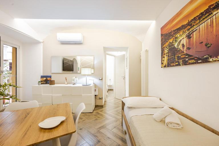 Nalusa Superior Chiaia - nel cuore della citta - B&B Napoli