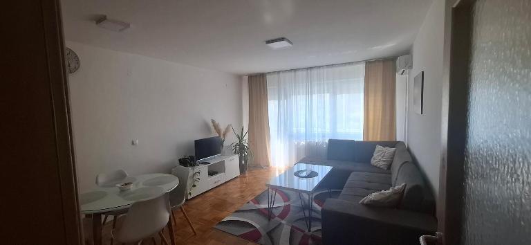 Apartman Stella Istočno Sarajevo - B&B Lukavica