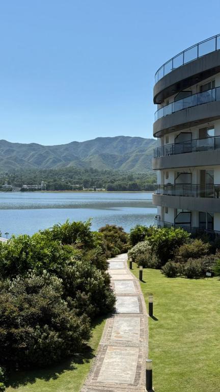 Veneto Village Departamento Vista al Lago - B&B Villa Parque Síquiman
