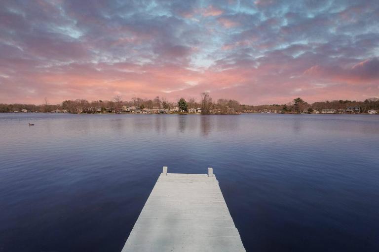 Hidden Gem Lake House 3BR, 2.5BA - Chambres d'hôtes Holbrook