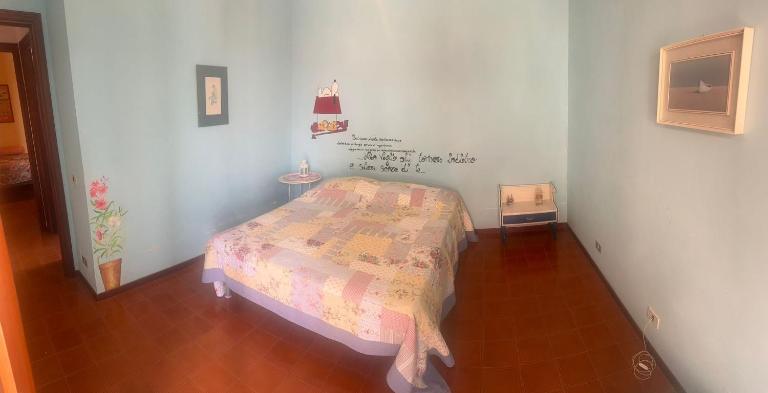 DA ROBY Trilocale con veranda panoramica a 200 mt dal mare - Chambres d'hôtes Loreto