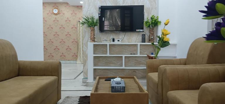 Golden Guest House Attapur Hyderabad - B&B Hyderabad