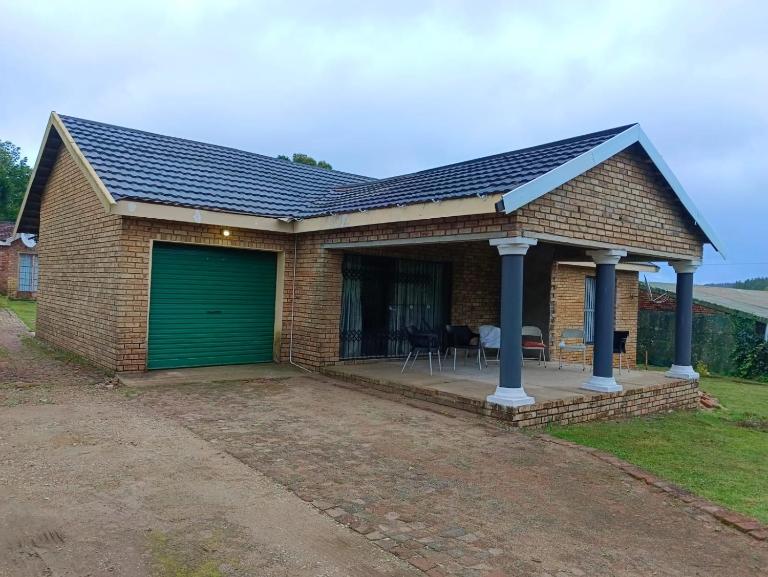 Ikhutseng Guesthouse - Bed and Breakfast Graskop