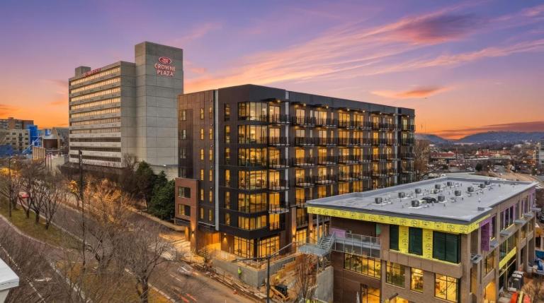 Beautiful New Construction Condo Downtown Knox - B&B Knoxville