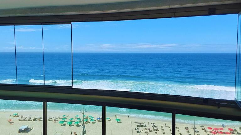 Lindo Flat Frente Mar c/ Piscina e Sauna - BRP1004 - B&B Río de Janeiro