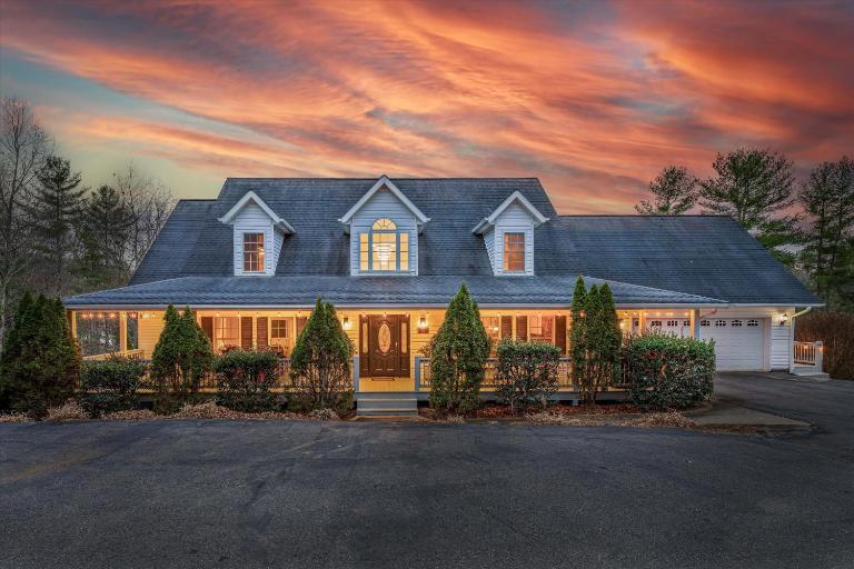 Newly Renovated Luxe Home near Asheville | Pool, Hot Tub, Theater & Games! - B&B Weaverville