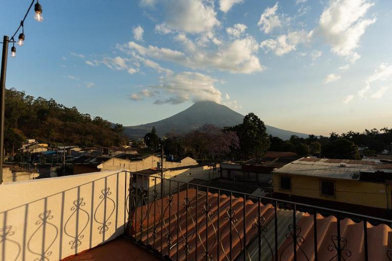Central Loft with Terrace & Volcano View in Antigua - Bed and Breakfast Antigua