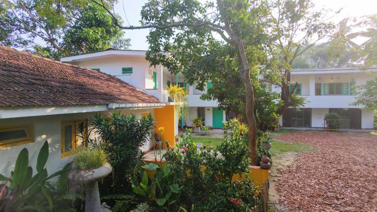Thusitha Colonial House - Bed and Breakfast Galle