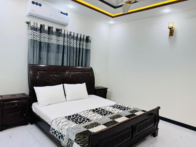 Ziarkash Guest House - Ferienwohnung Islamabad