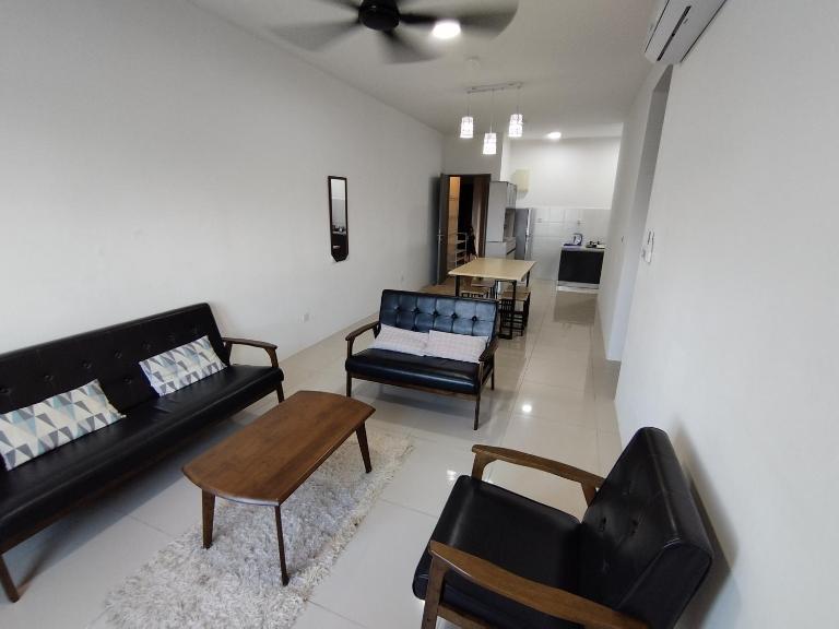 Halimah Guesthouse - B&B Putatan