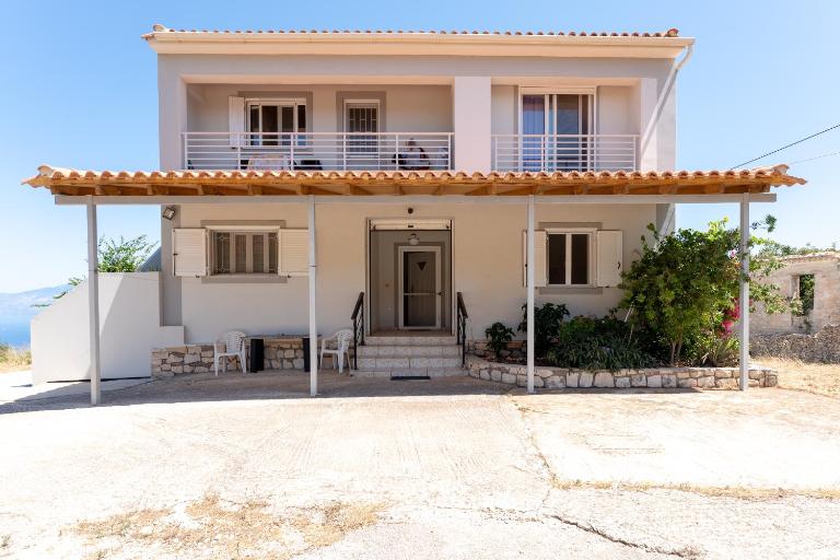 Zante's Northern View - Chambres d'hôtes Koríthi