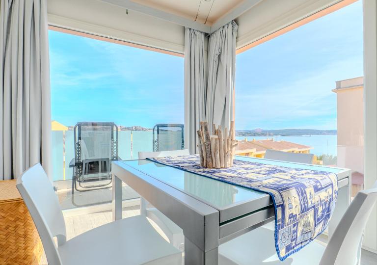 LaureLiving Holiday Home Bellavista Caprera - B&B La Maddalena
