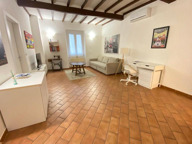 Appartamento Sole - nel Centro Storico vicino Stazione - B&B Prato