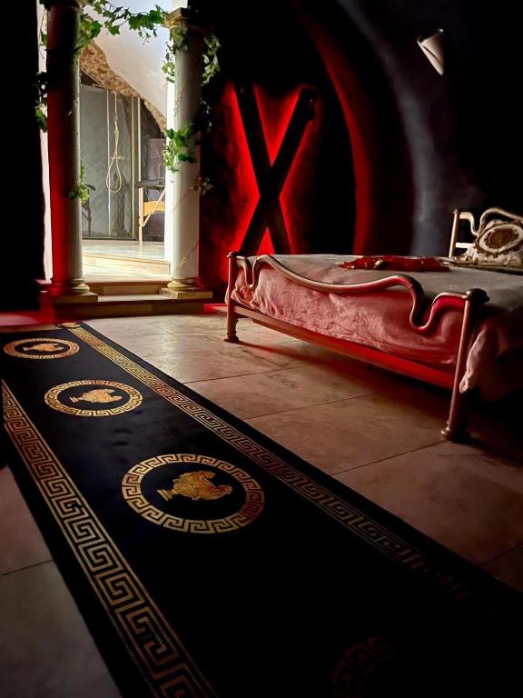 Love Room Temple d'Eros - Sauna - Ambiance Luxe - B&B Draguignan