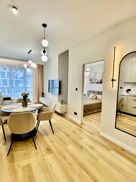 SILESIA PRIME Apartments Global 15 piętro Wifi Garage Centrum Katowic Spodek - Chambres d'hôtes Katowice