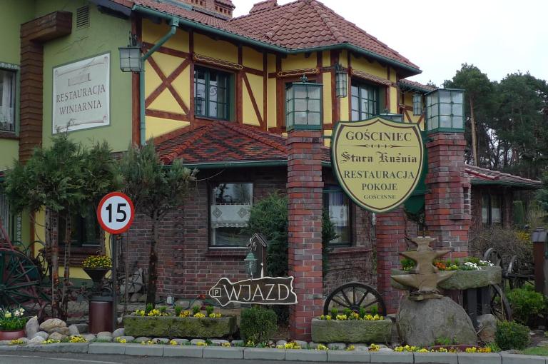 Gościniec Stara Kuźnia - Bed and Breakfast Dębska Kuźnica