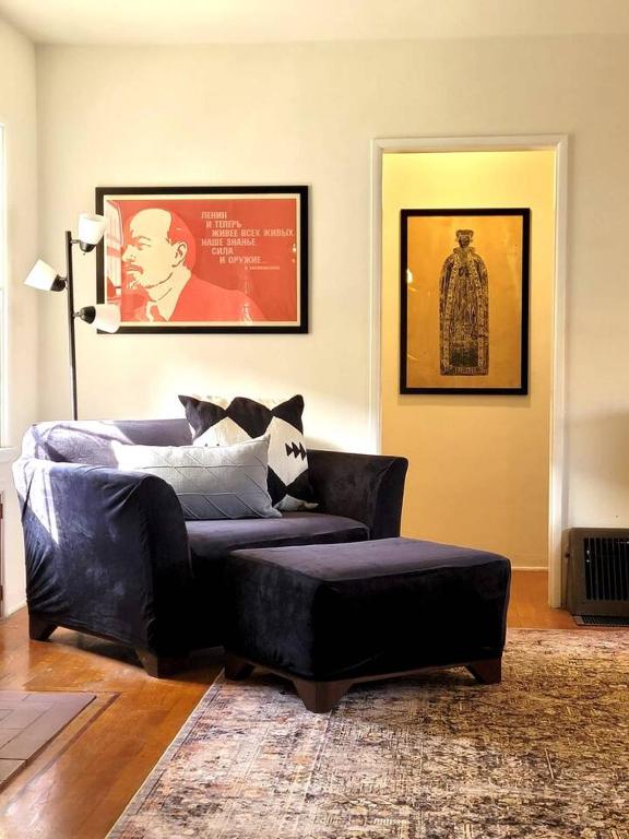 Private Cottage, FIFA Fans Welcome, 20 mins to SoFi Stadium - Bed and Breakfast Long Beach