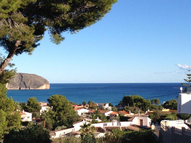 "Casa Claudia" - private holiday home with pool and garden in Moraira - Chambres d'hôtes Teulada