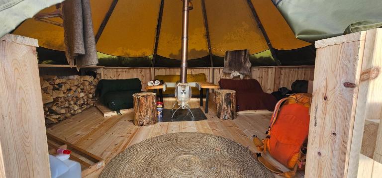 Tipi Mountain Camp - Chambres d'hôtes Sorsele