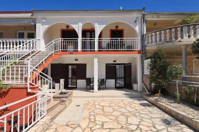 Hibis, No 3 - Ferienwohnung Starigrad-Paklenica