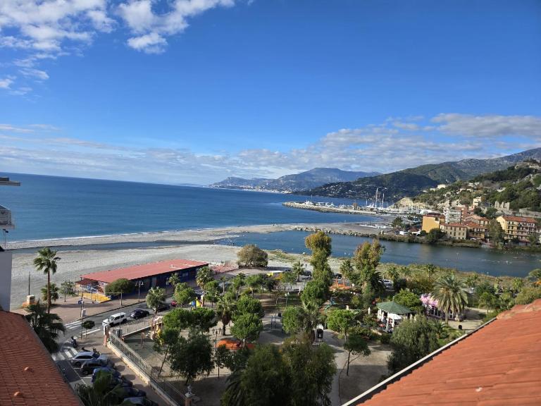 Casa Giardino Vista Mare - B&B Ventimiglia