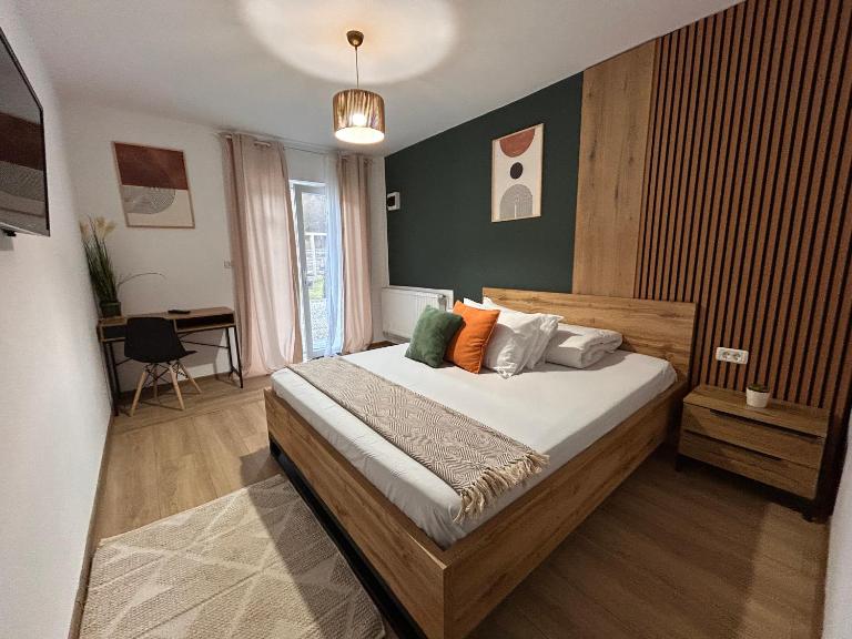 Casa Irinei - B&B Poiana Mărului