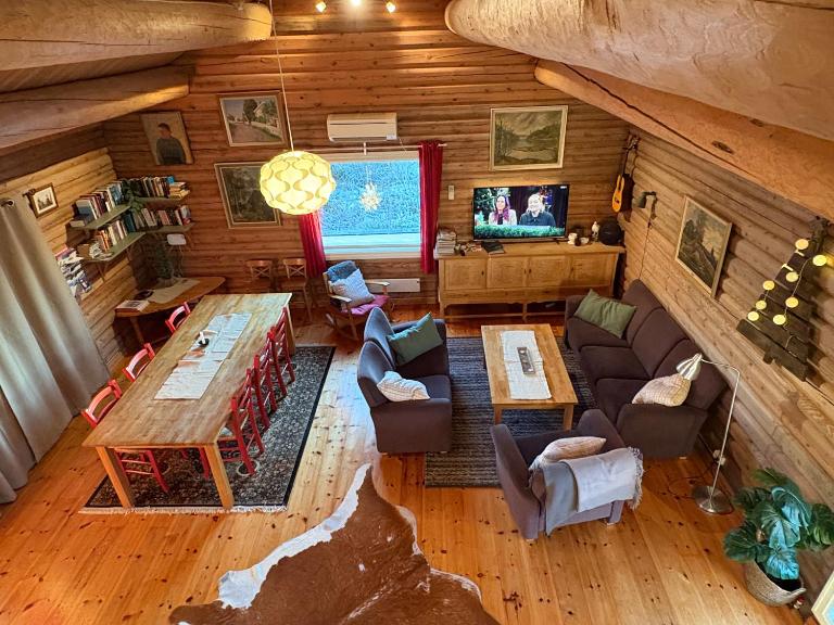 Nice log house close to Lillehammer and Sjusjøen - B&B Haugen