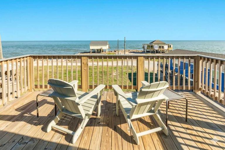Beachpointe - Right by Beach, Sea & Sand Views For Miles! - B&B Freeport