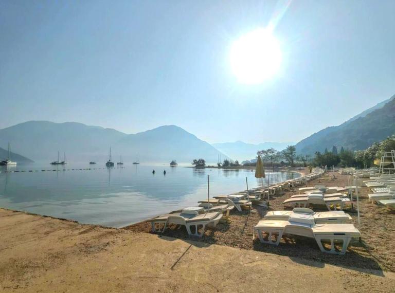 Solettico Apartman - B&B Donji Morinj