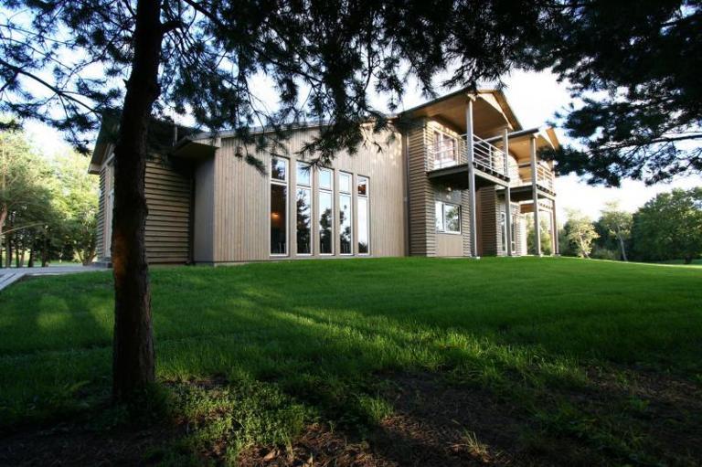 Beach Guesthouse Lenkas - B&B Saraiķi