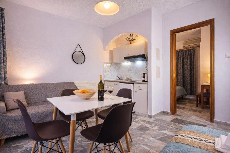 Michele Marie apts - B&B Agia Pelagia