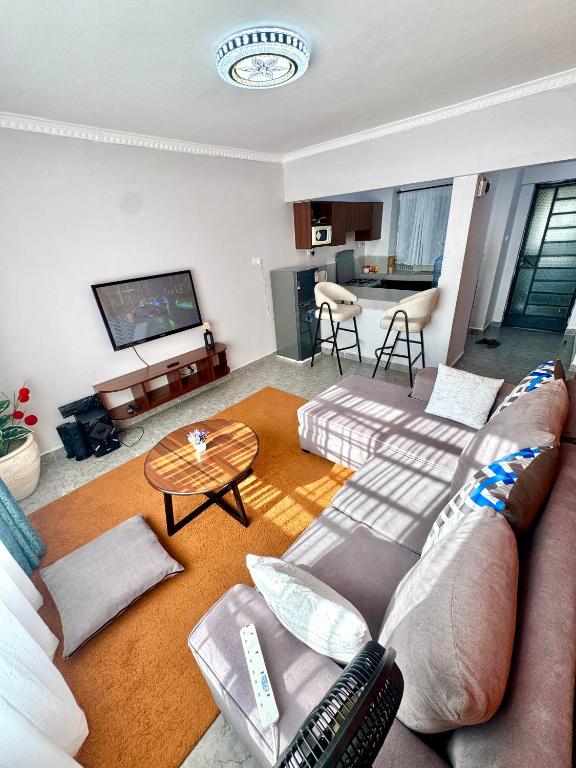 Queens Stay 2Br - Chambres d'hôtes Kisumu