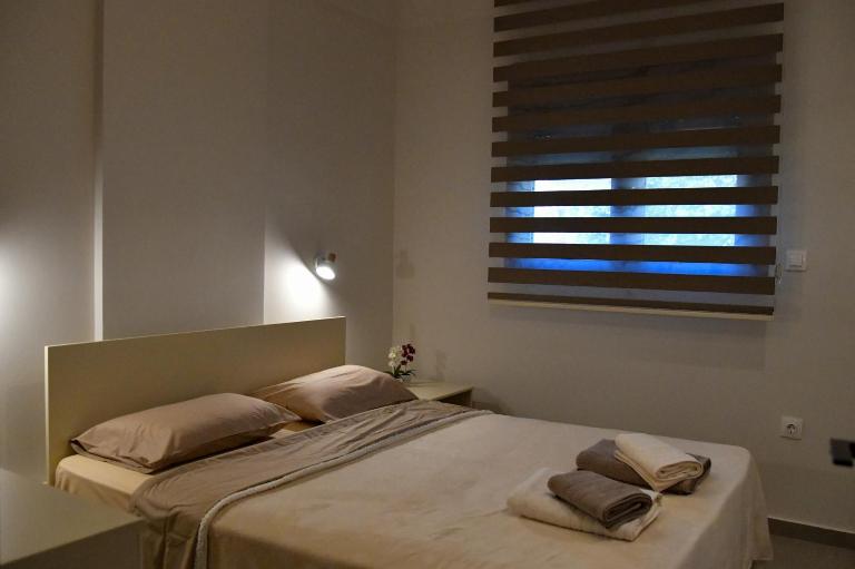 Everlong Boutique Home - B&B Néa Michanióna