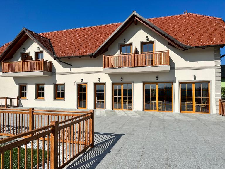 Gostišče ANIVINA - B&B Ivanjkovci