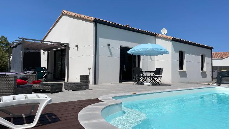 Villa palmeraie - piscine privée et boulodrome - Chambres d'hôtes Saint-Jean-de-Monts