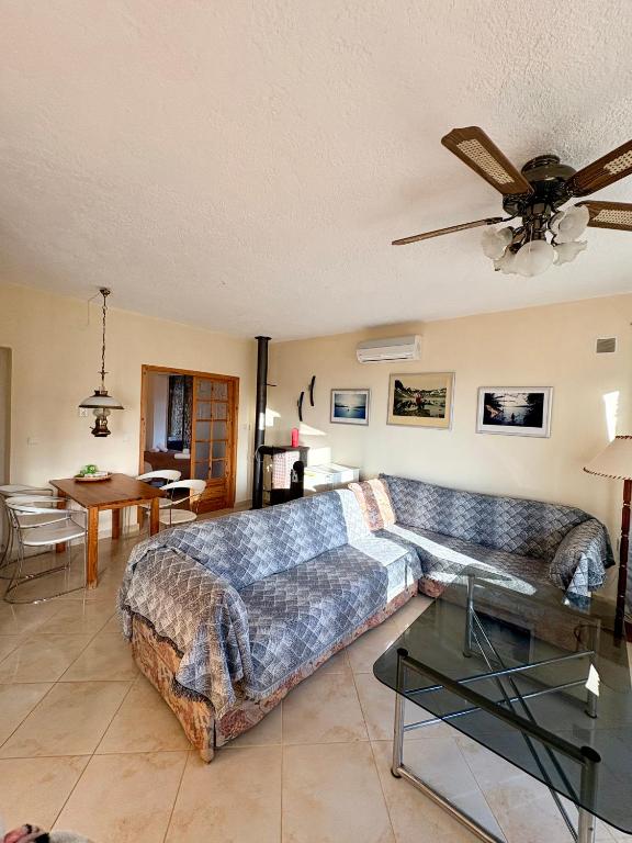 AGAPI Holiday House - Chambres d'hôtes Vouní