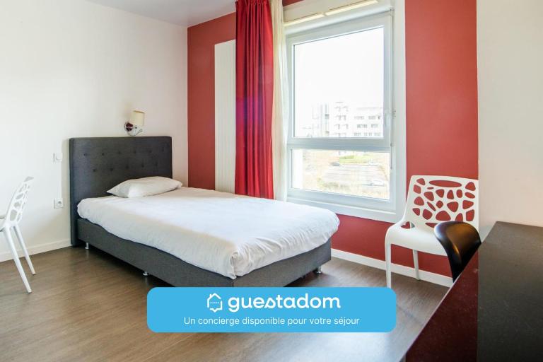 706 - L'Herblinois - Wifi - Proche tram - B&B Saint-Herblain
