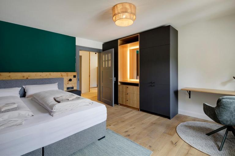 Top sanierte, gehoben ausgestattete Wohnung für 2-4 Personen in Baudenkmal - Ferienwohnung Feldberg