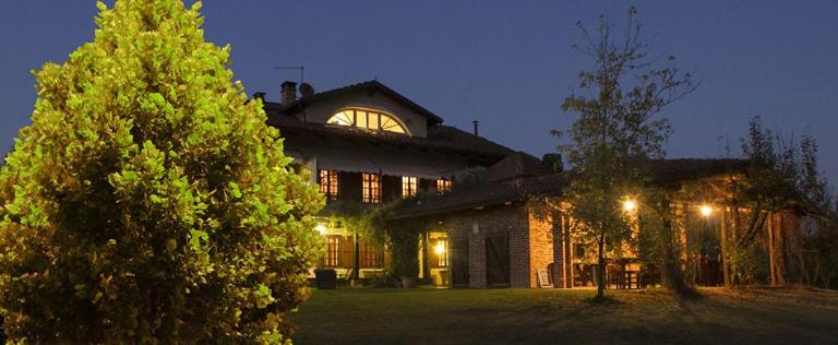 BeB MadamaDorè - Bed and Breakfast Andezeno