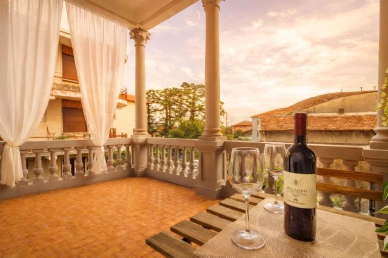 LoreLake Holidays -Big City Life - Private terrace & Parking in Como - B&B Como