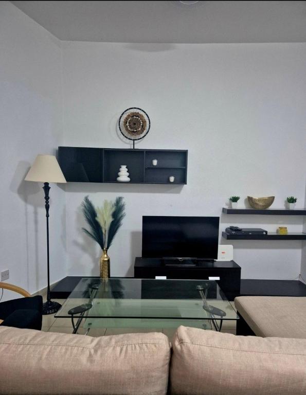 Central 1 BR Retreat - B&B Gżira