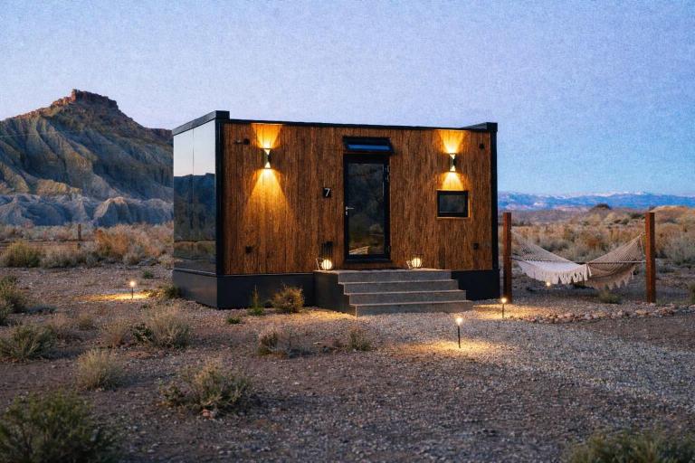 Upscale Desert Stay Near Capitol Reef - B&B Torrey