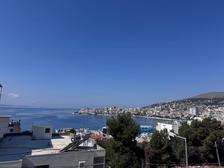 GOLDEn WAVE - Bed and Breakfast Sarandë