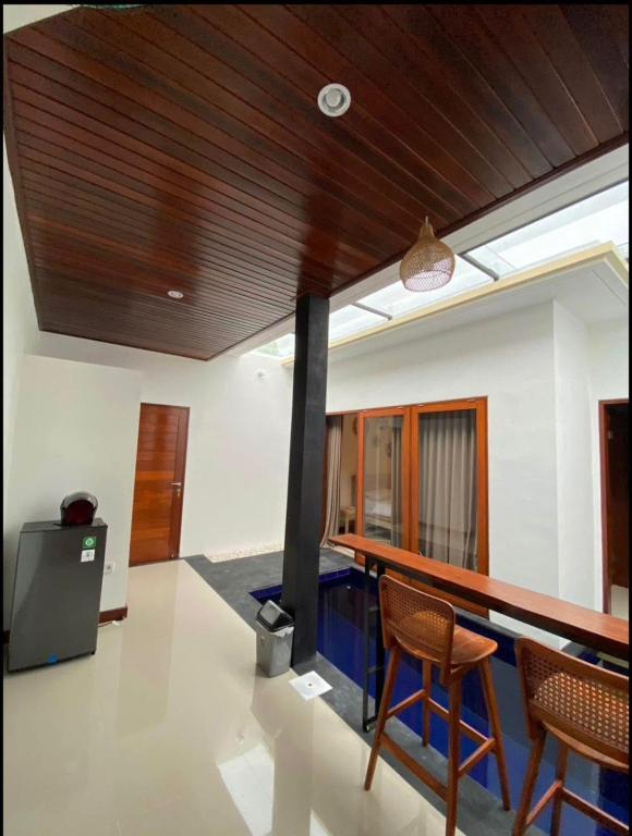 Intan Arya Villa - B&B Kerobokan