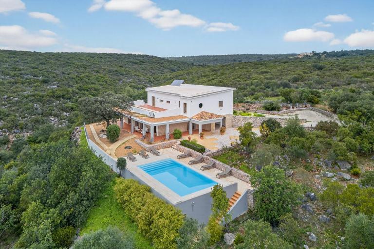 Villa Horizonte by Algarve Holidays - B&B São Brás de Alportel