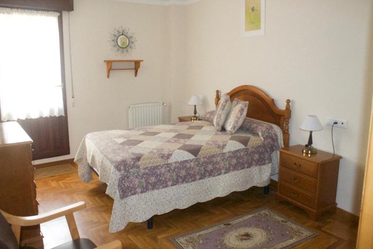 Rustic Apt Cangas de Onis - B&B Cangas de Onís